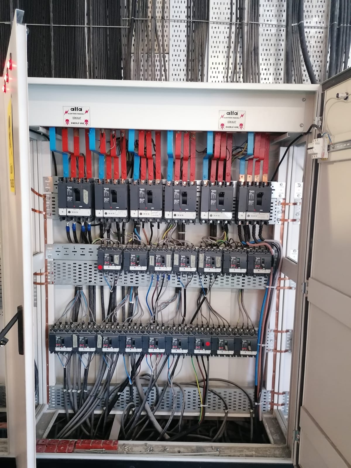 70e6e785-c09e-4771-b67d-336538f2a1db